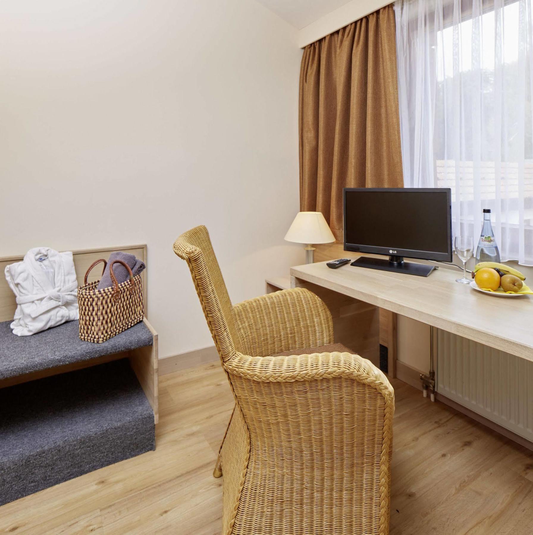 Naturkulturhotel Stumpf Neunkirchen  Екстер'єр фото